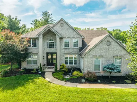 6211 Ashbourne Pl, Cincinnati, OH 45233
