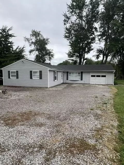 118 Munster Dr, Fayetteville, OH 45118