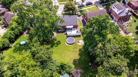 View/Area - 2862 Allview Cir, Cincinnati, OH 45238 photo 1 of 9