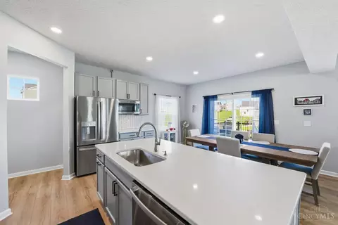 Kitchen - 5815 Classicway Blvd, Morrow, OH 45152 photo 2 of 4