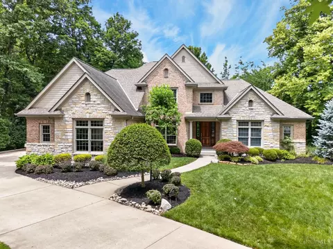 6607 Red Hawk Ct, Maineville, OH 45039