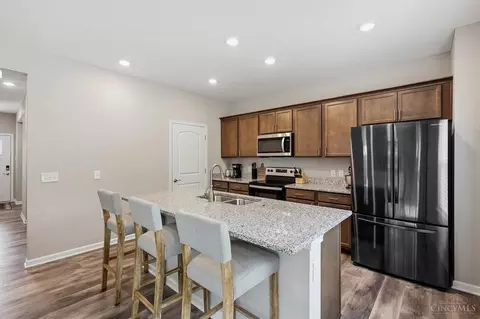Kitchen - 3232 Shadow Ridge Ct, Morrow, OH 45152 photo 5 of 5