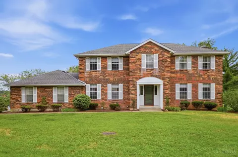 10146 Cliffwood Ct, West Chester, OH 45241