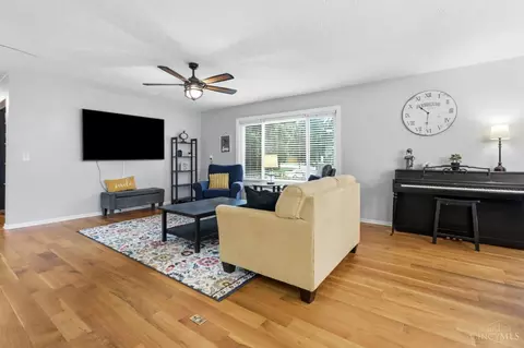 Living - 3491 Simpsons Trce, Maineville, OH 45039 photo 2 of 2