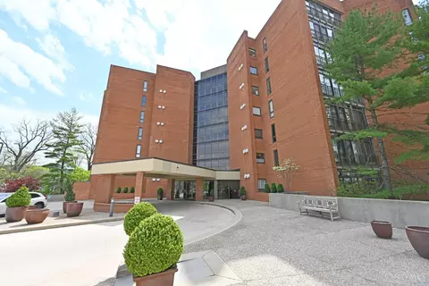 2412 Ingleside Ave, Cincinnati, OH 45206