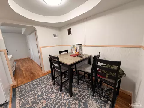 Dining - 1589 Summit Rd, Cincinnati, OH 45237 photo 2 of 3