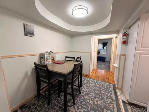 Dining - 1589 Summit Rd, Cincinnati, OH 45237 photo 1 of 3
