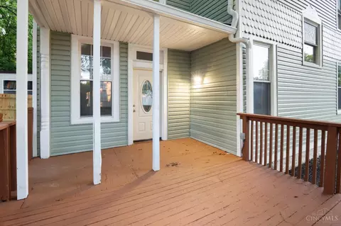 Exterior - 1237 Laidlaw Ave, Cincinnati, OH 45237 photo 5 of 6