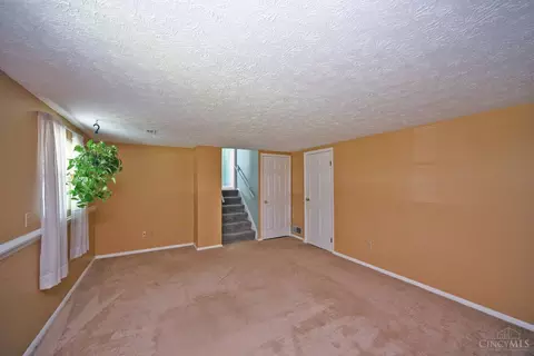 Living - 768 Tradewind Dr, Mason, OH 45040 photo 6 of 6