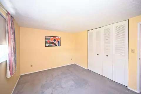 Bedroom - 768 Tradewind Dr, Mason, OH 45040 photo 2 of 7