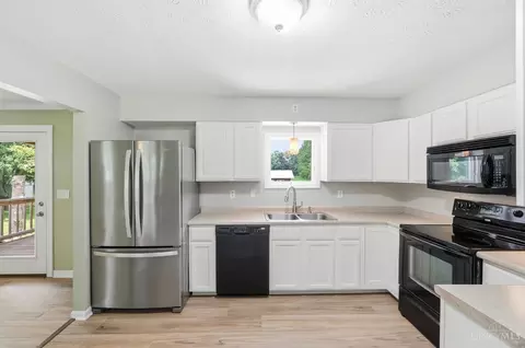 Kitchen - 3576 Bootjack Corner Rd, Williamsburg, OH 45176 photo 1 of 4