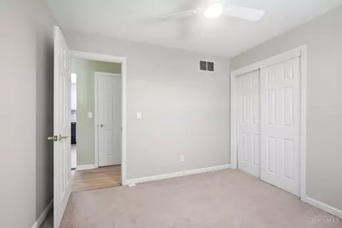 Bedroom - 3576 Bootjack Corner Rd, Williamsburg, OH 45176 photo 8 of 9