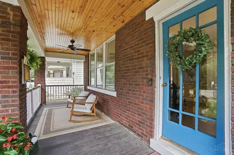 Exterior - 3790 Ault Park Ave, Cincinnati, OH 45208 photo 4 of 11