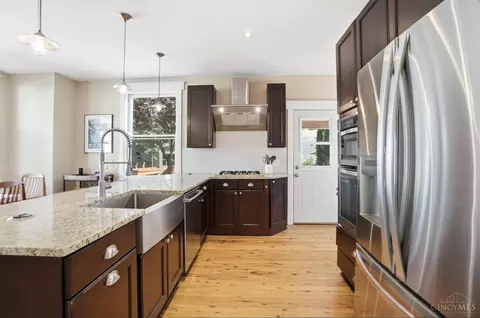 Kitchen - 3790 Ault Park Ave, Cincinnati, OH 45208 photo 2 of 4