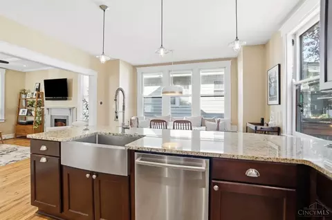 Kitchen - 3790 Ault Park Ave, Cincinnati, OH 45208 photo 4 of 4