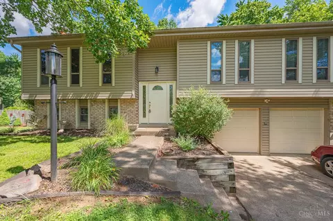 1266 Elm Ridge Dr, Amelia, OH 45102
