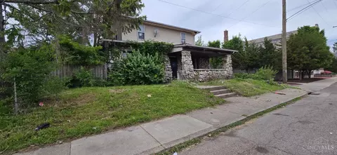 215 Edmund St, Dayton, OH 45404
