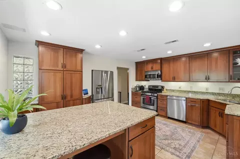 Kitchen - 8520 Arborcrest Dr, Cincinnati, OH 45236 photo 5 of 5
