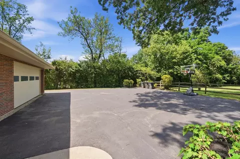 Exterior - 8520 Arborcrest Dr, Cincinnati, OH 45236 photo 6 of 16