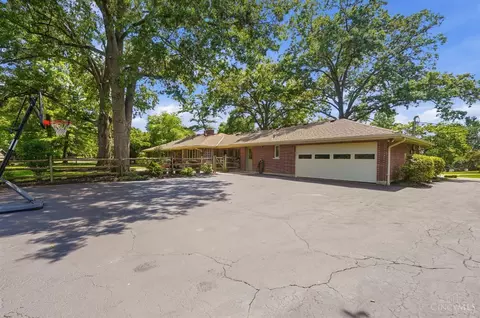 Exterior - 8520 Arborcrest Dr, Cincinnati, OH 45236 photo 7 of 16