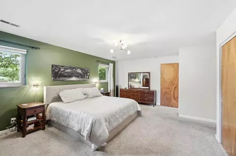 Bedroom - 8520 Arborcrest Dr, Cincinnati, OH 45236 photo 2 of 7