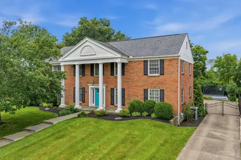 8709 Sturbridge Dr, Cincinnati, OH 45236
