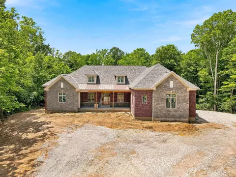 568 Locust Run Rd, Cincinnati, OH 45245