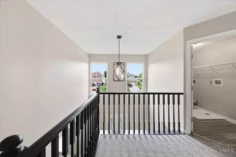 Entry Way - 6527 Thistle Grv, Morrow, OH 45152 photo 5 of 7