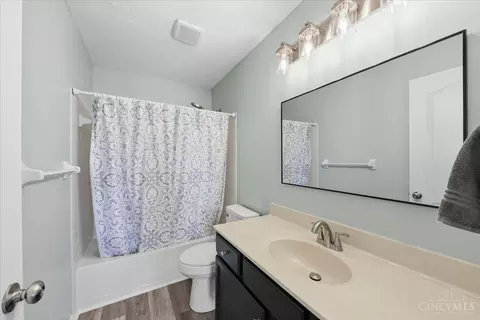 Bath - 6527 Thistle Grv, Morrow, OH 45152 photo 5 of 5