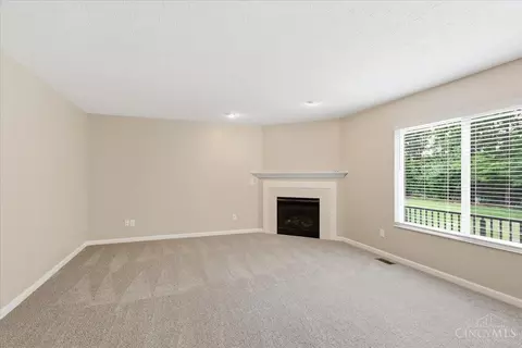 Living - 6527 Thistle Grv, Morrow, OH 45152 photo 1 of 6