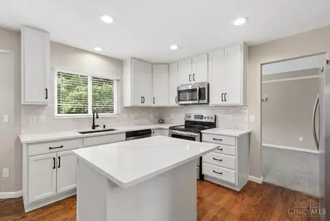 Kitchen - 6527 Thistle Grv, Morrow, OH 45152 photo 1 of 4