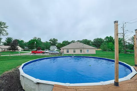 Exterior - 8103 Faller Rd, Maineville, OH 45039 photo 6 of 10