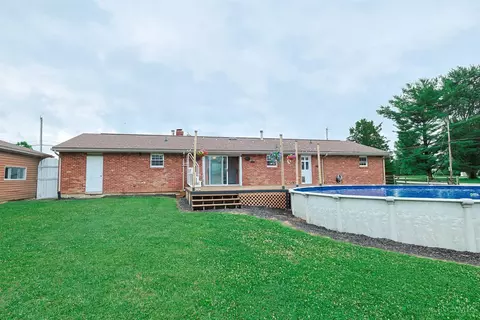 Exterior - 8103 Faller Rd, Maineville, OH 45039 photo 9 of 10