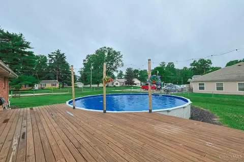 Exterior - 8103 Faller Rd, Maineville, OH 45039 photo 3 of 10
