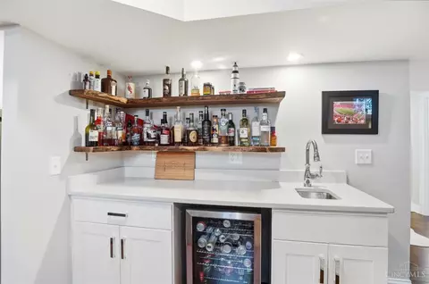 Kitchen - 3422 Ault View Ave, Cincinnati, OH 45208 photo 1 of 8