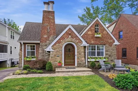 3422 Ault View Ave, Cincinnati, OH 45208