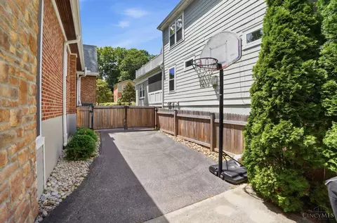 Exterior - 3422 Ault View Ave, Cincinnati, OH 45208 photo 5 of 8