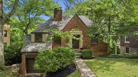 454 Wood Ave, Cincinnati, OH 45220
