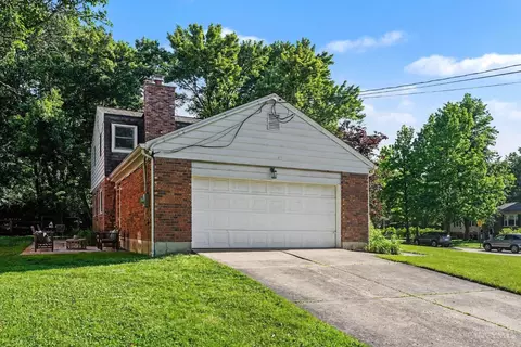 1992 Gainsborough Ln, Anderson Twp, OH 45230