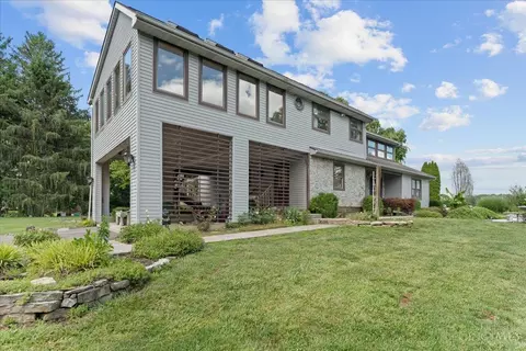 1275 Wilmington Rd, Lebanon, OH 45036