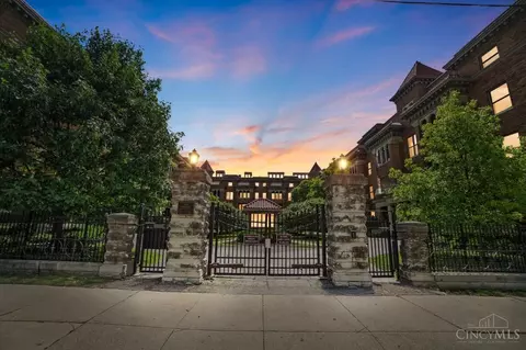 2356 Park Ave, Cincinnati, OH 45206