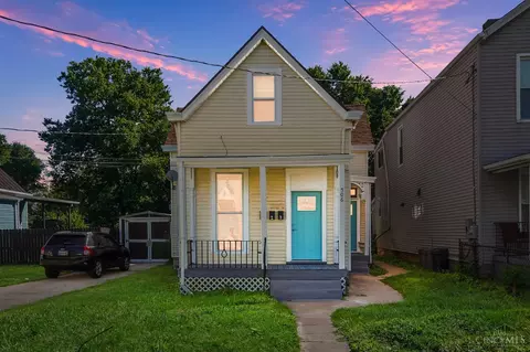 506 Maple St, Elmwood Place, OH 45216