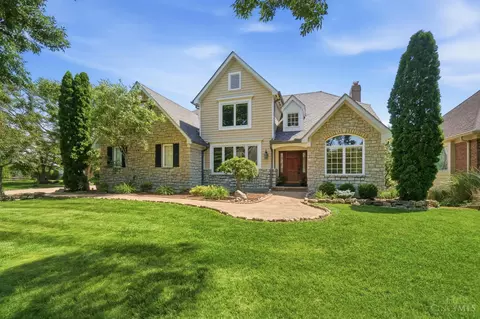 Exterior - 8530 Cornetts Cv, Maineville, OH 45039 photo 2 of 10