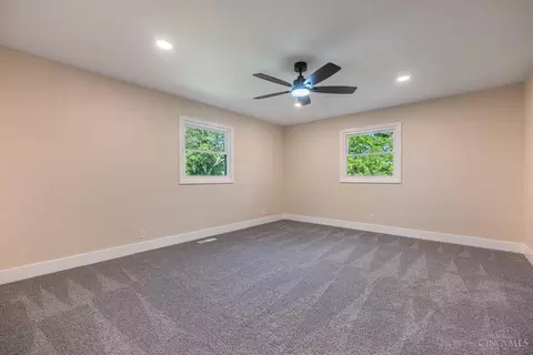 Bedroom - 474 Chowning Cir, Kettering, OH 45429 photo 6 of 7