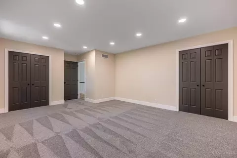 Bedroom - 474 Chowning Cir, Kettering, OH 45429 photo 3 of 7