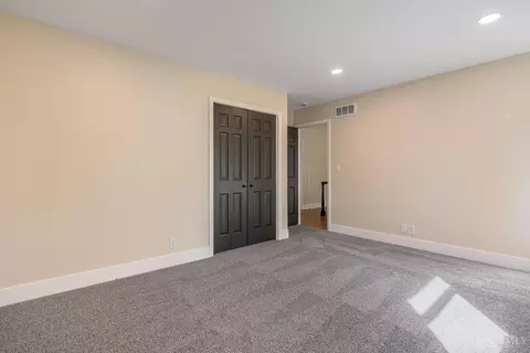 Bedroom - 474 Chowning Cir, Kettering, OH 45429 photo 2 of 7