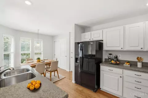 Kitchen - 490 Madeira Ct, Cincinnati, OH 45255 photo 1 of 5