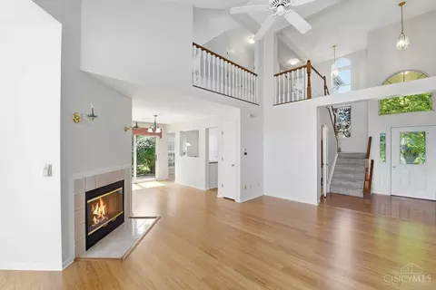 Living - 490 Madeira Ct, Cincinnati, OH 45255 photo 1 of 5