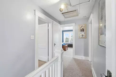 Entry Way - 4024 Paddock Rd, Cincinnati, OH 45229 photo 7 of 7