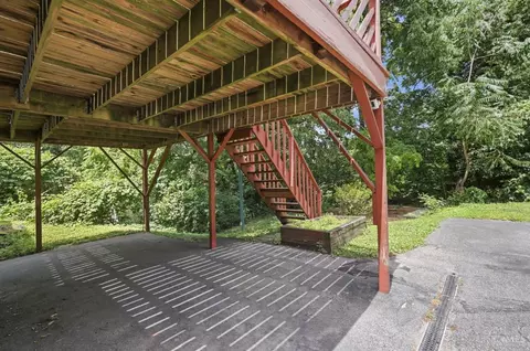 Exterior - 4024 Paddock Rd, Cincinnati, OH 45229 photo 11 of 15